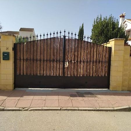 Agradable Casa Con Piscina En La Serrania. Arriate Buitenkant foto